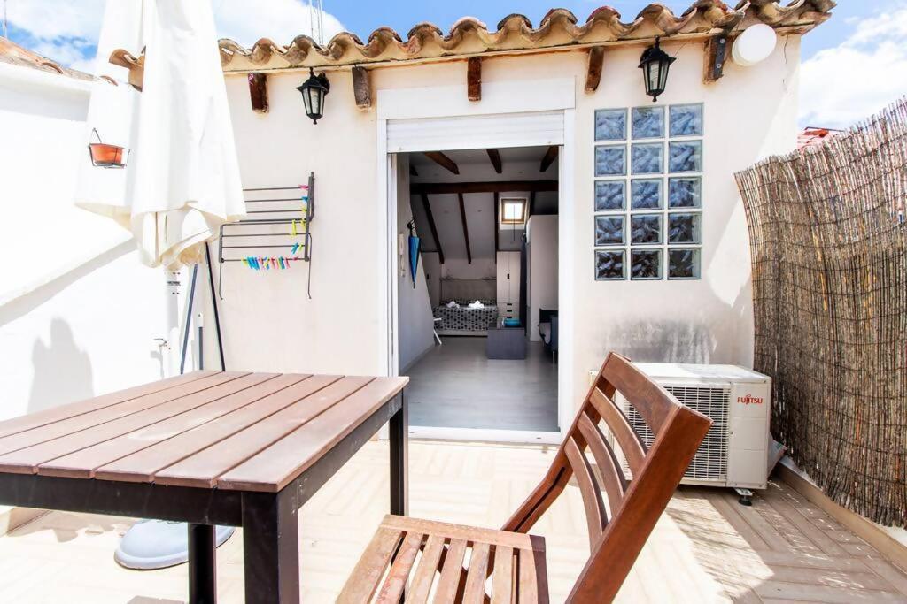 Estudio Para Parejas Con Terraza En La Playa Valência Exterior foto